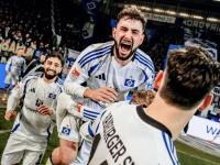 柏林赫塔队在德甲比赛中逆转对手取得胜利