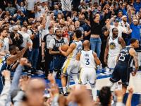 独行侠绝杀时刻，引发争议点燃赛场，勇士迎来胜利！