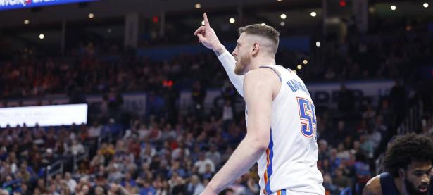 黄蜂陷入低谷，引发争议连败，魔术球队命运悬念！