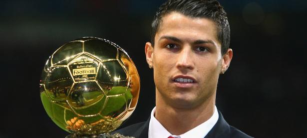 字母哥焦点对战，Ming与90激战美国队分钟，重返赛场胜负难料！观众掌声雷动